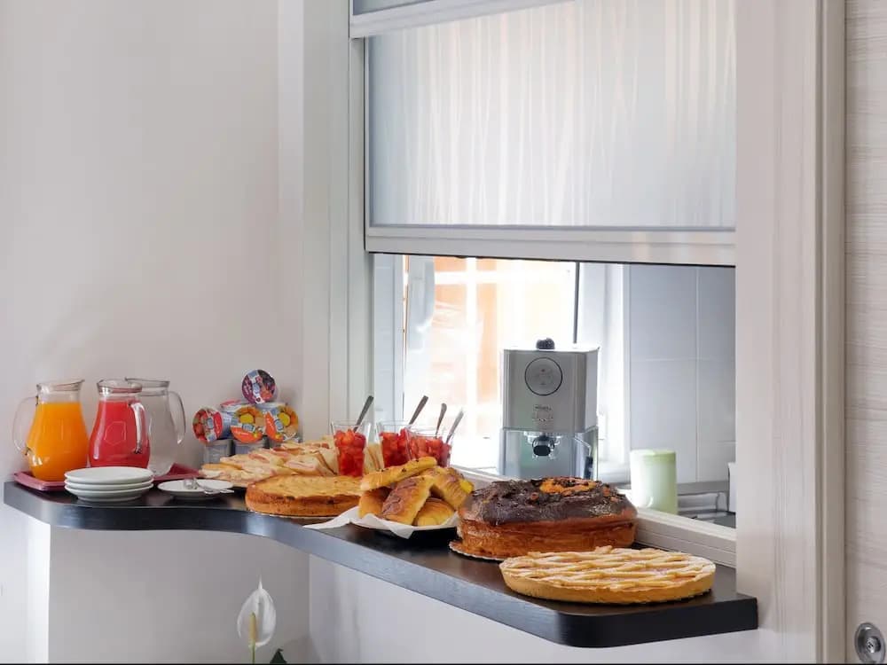 Hotel Marechiaro - photo 11