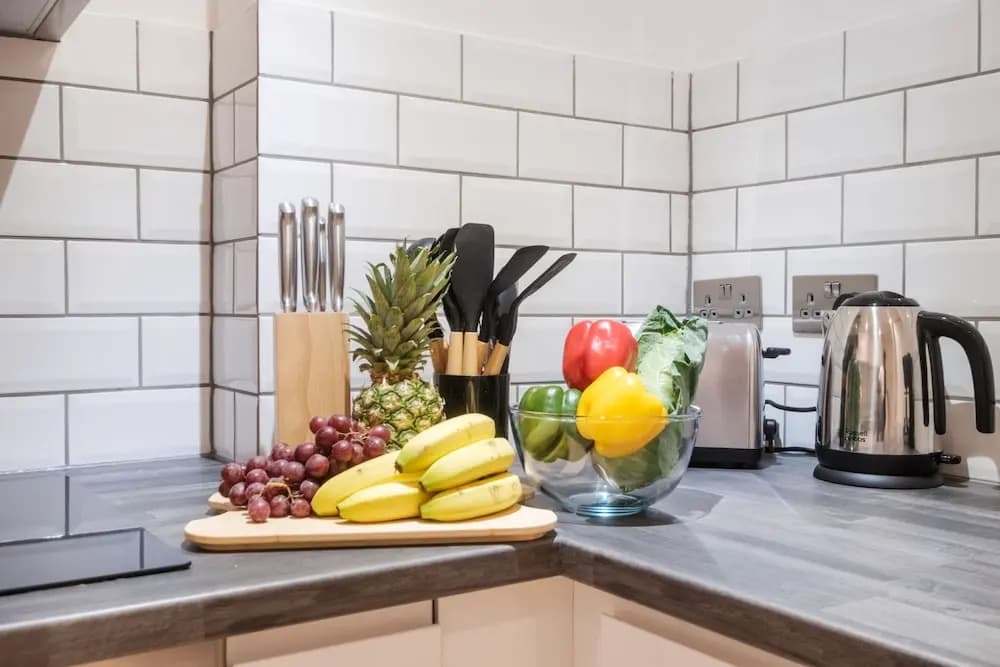 Soho-Fitzrovia 1BR London Apartment - photo 12