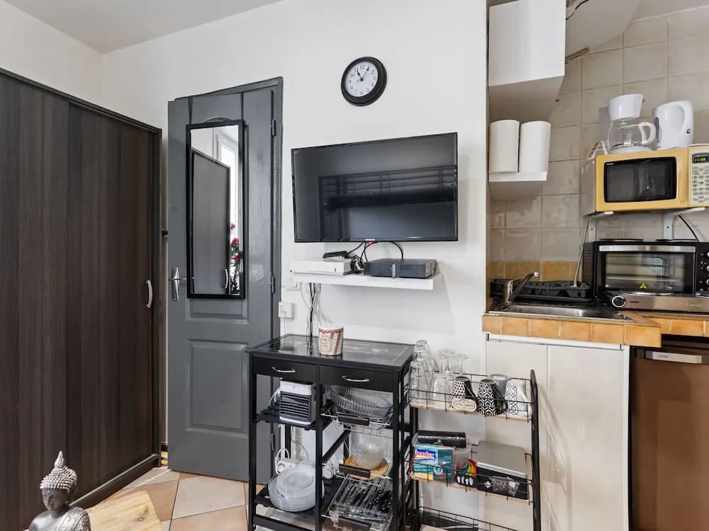 Simplistic Apartment in Nice With Beach Nearby - photo 16