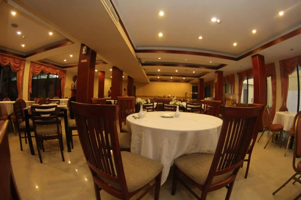 Hotel Janaki - photo 25