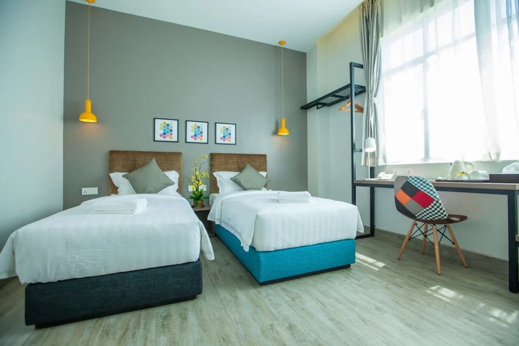 Bzz Hotel - photo 7