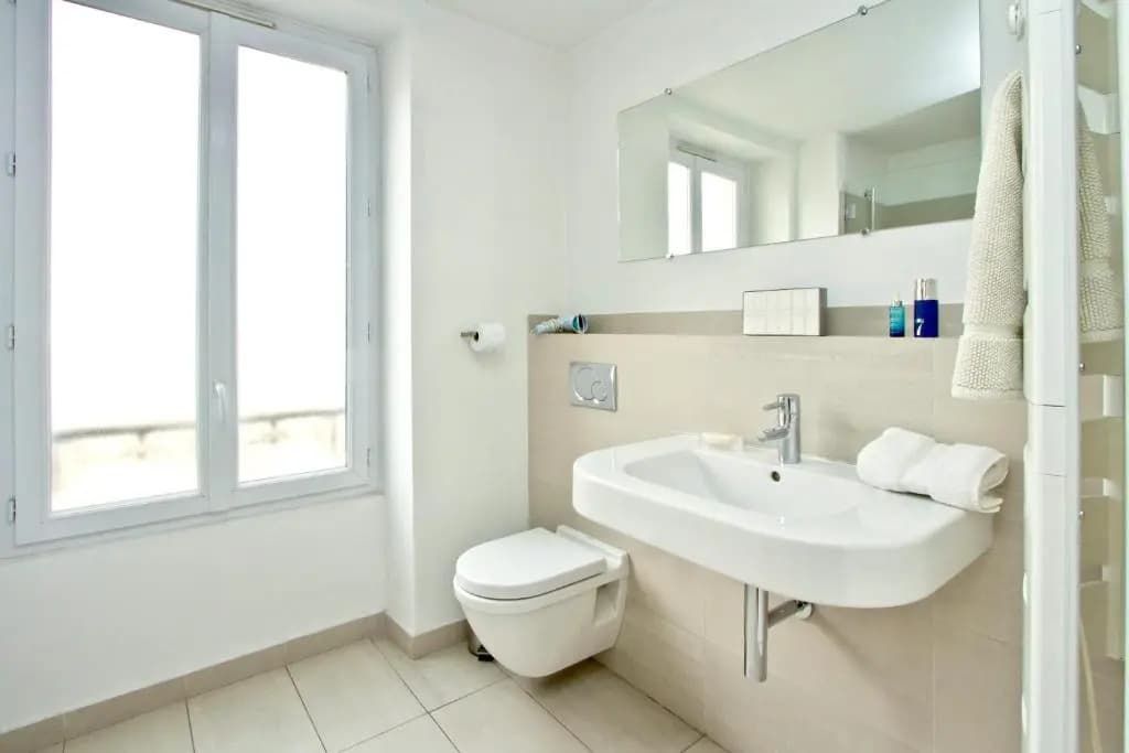 MARAIS Luxury by Pad-à-Terre est '99 Lift 5 hotel standards - photo 9