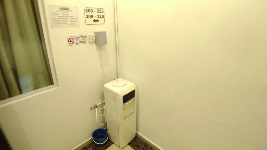 Apple 1 Hotel Queensbay - photo 9