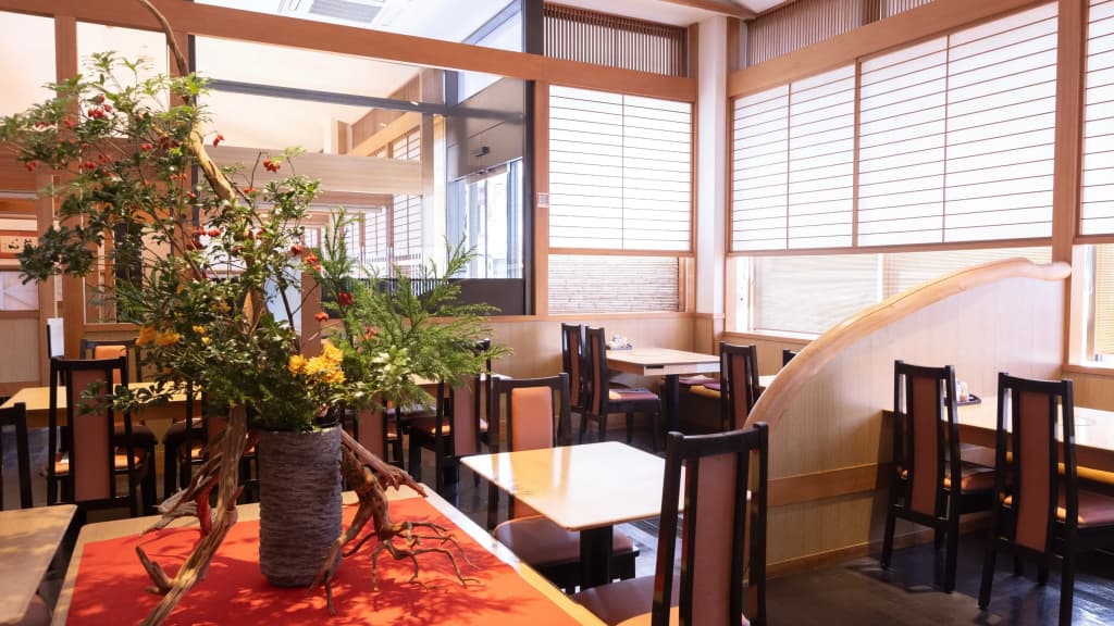 Hanazono Kaikan - photo 20