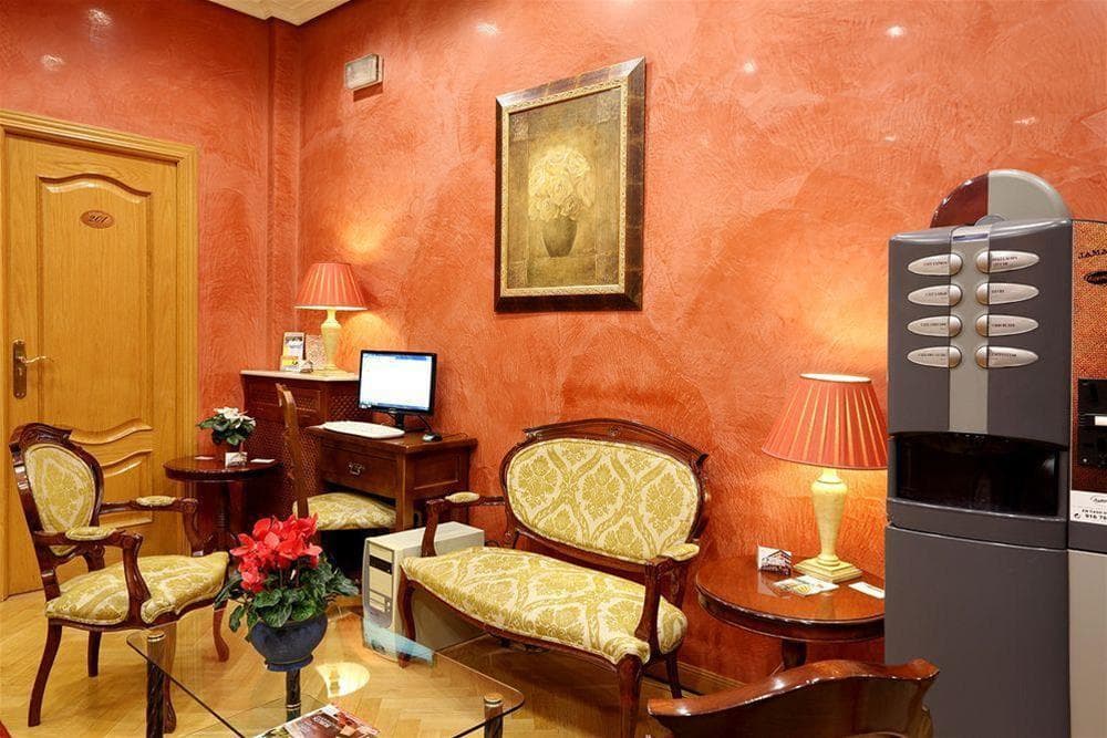 Hostal Sil & Serranos - photo 6