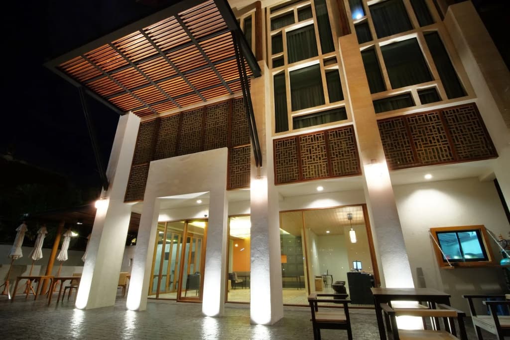 Tapae Gate Villa - photo 1