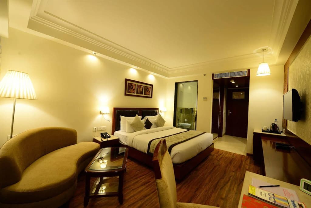 Hotel Regent Grand - photo 3