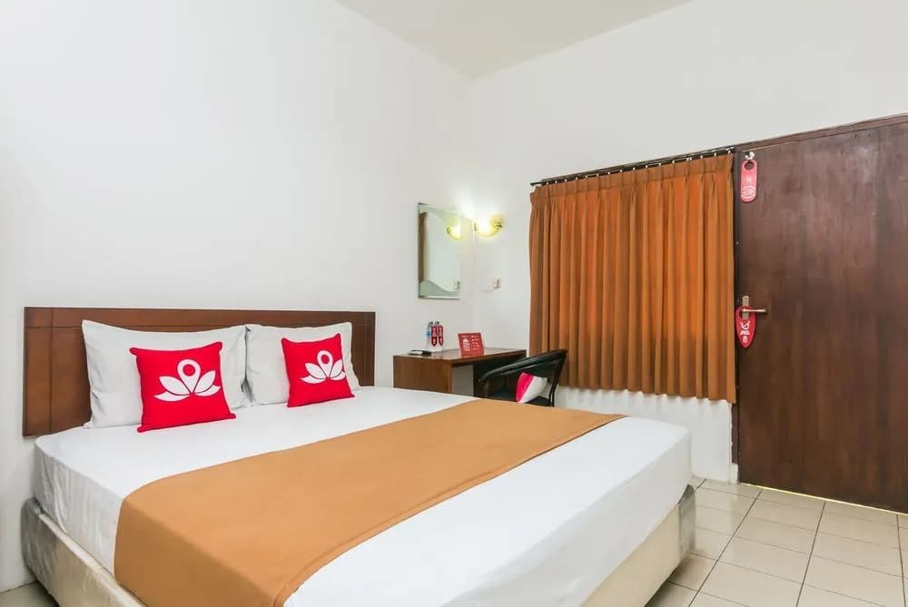 ZEN Rooms Pekerisan - photo 19