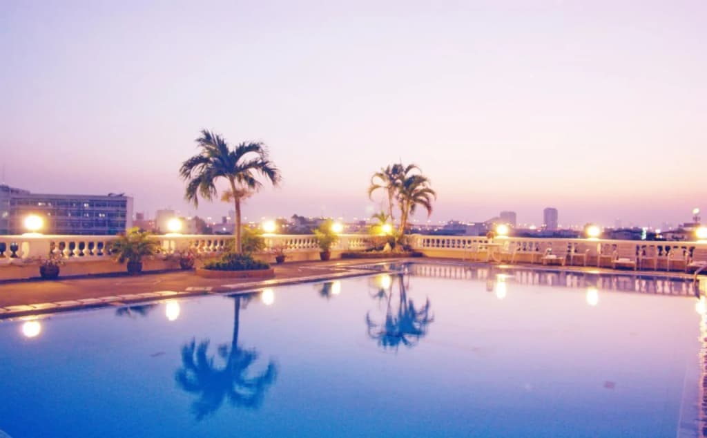 The Niran Grand Hotel - photo 12