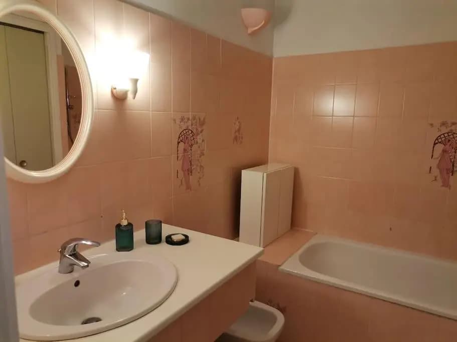 Relaxing 2p apartment in front of a lovely garden - photo 7