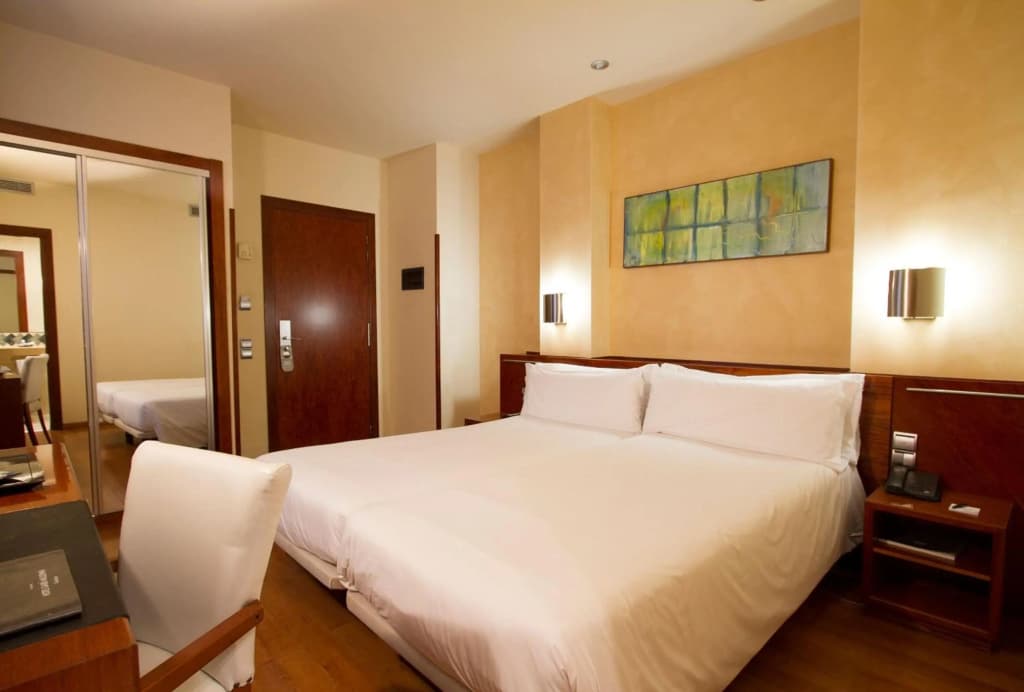 Hotel Garbi Millenni - photo 45