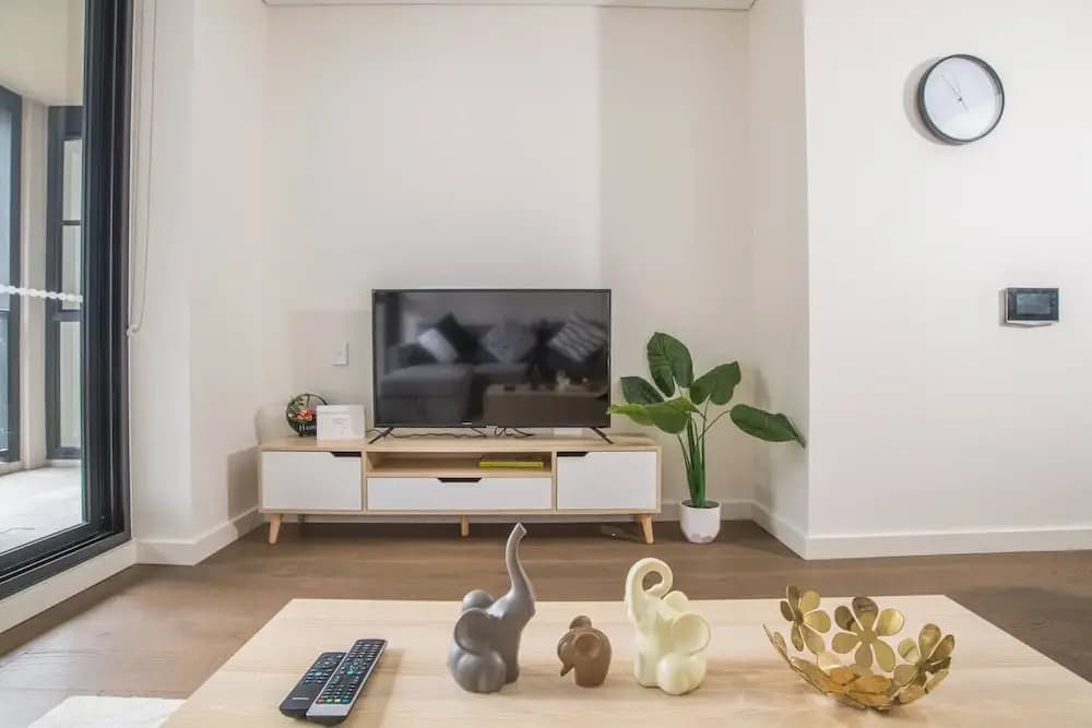 Bright & Modern! 2bed 2bath APT With Parking - photo 5