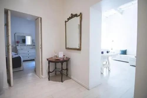 Spanish Steps Apartment - photo 1