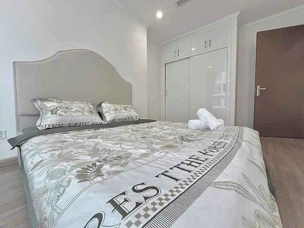 Vinhomes Central Park-Premier Apartments - photo 5