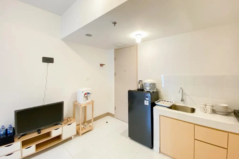 Homey And Comfortable 2Br At Tokyo Riverside Pik 2 Apartment - photo 14