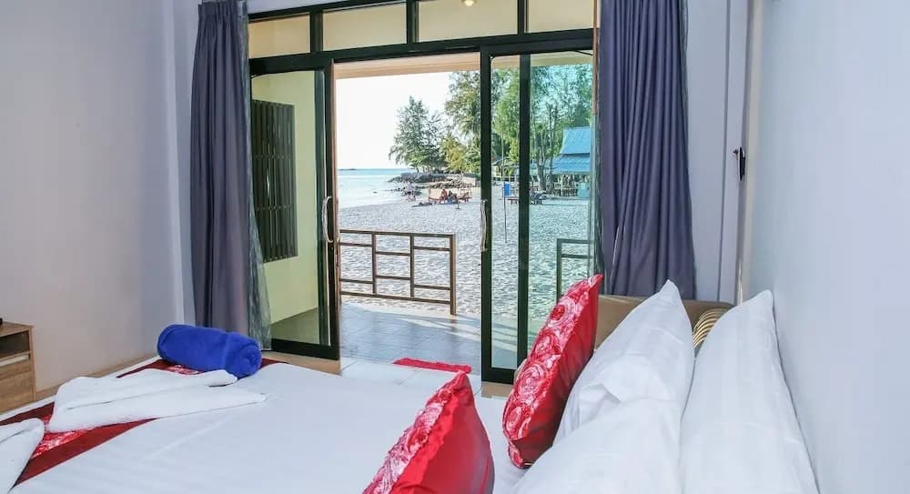 Crystal white sand resort - photo 3