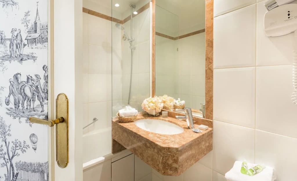 Dauphine Saint Germain Hotel - photo 10
