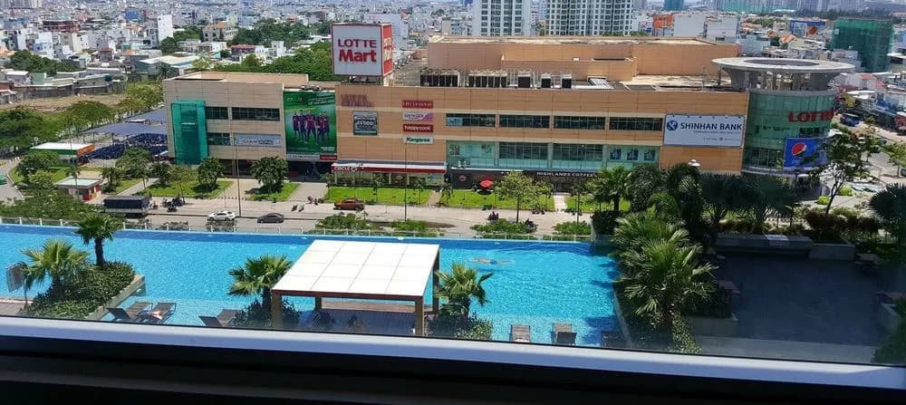 Sunrise City 2BR with Infinity SW Pool - photo 45