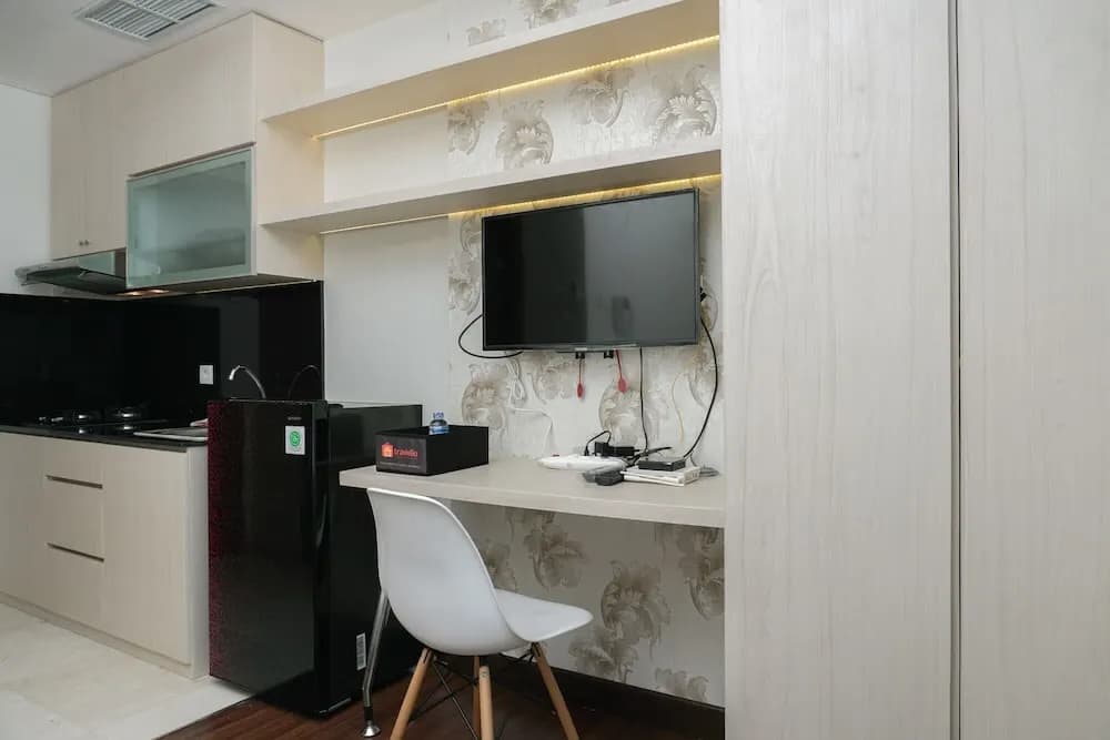 Pool View Studio Apartment at Puri Orchard - photo 16