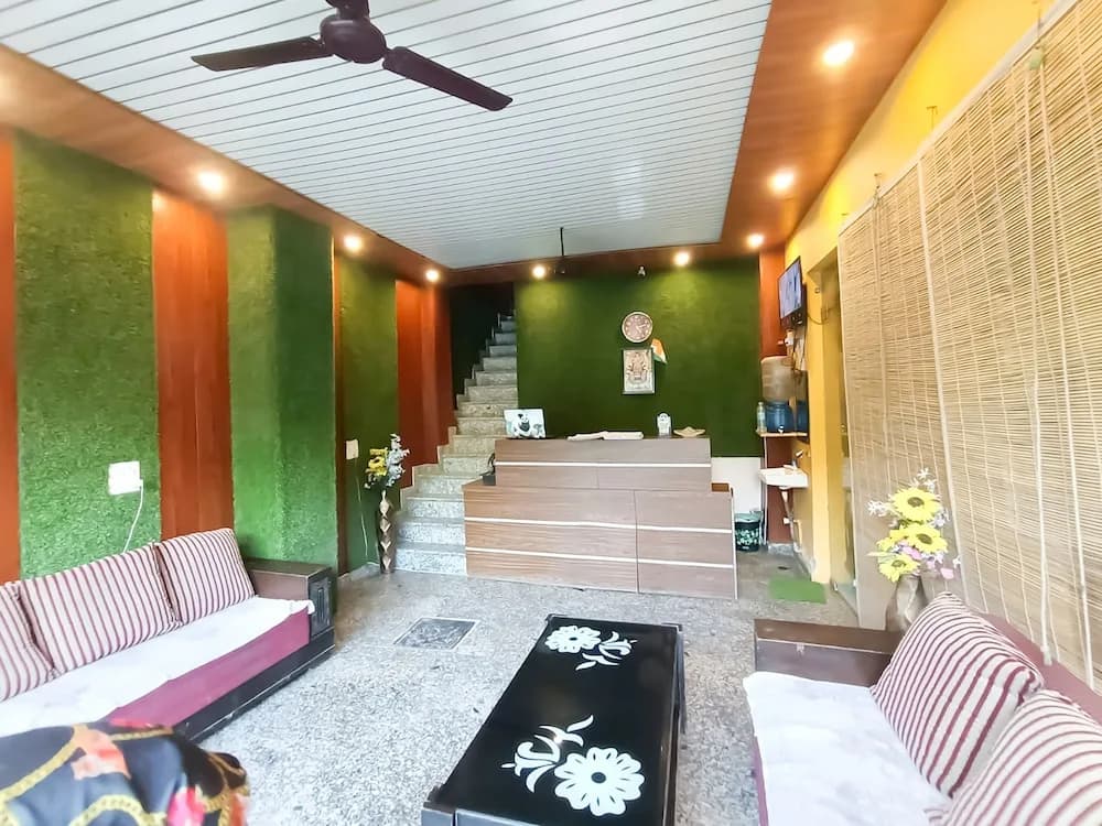 Roomshala 156 Hotel Mannat Inn - photo 5