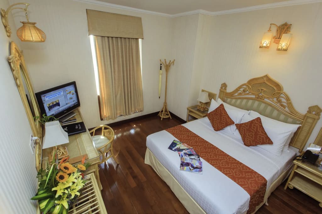 Green Plaza Hotel - photo 5