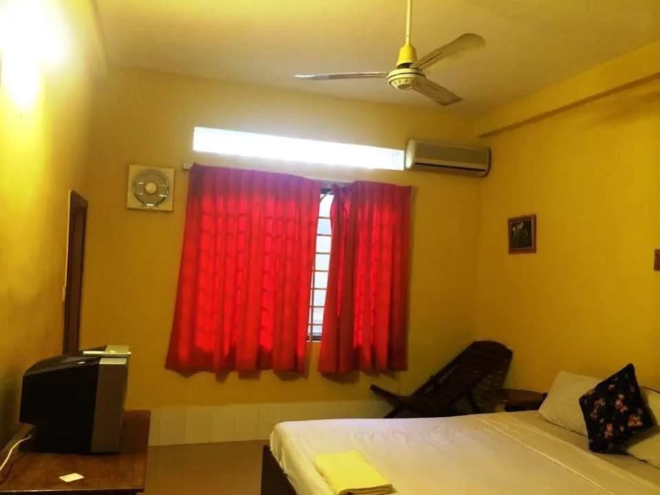 Urban Jungle Hostel - photo 2