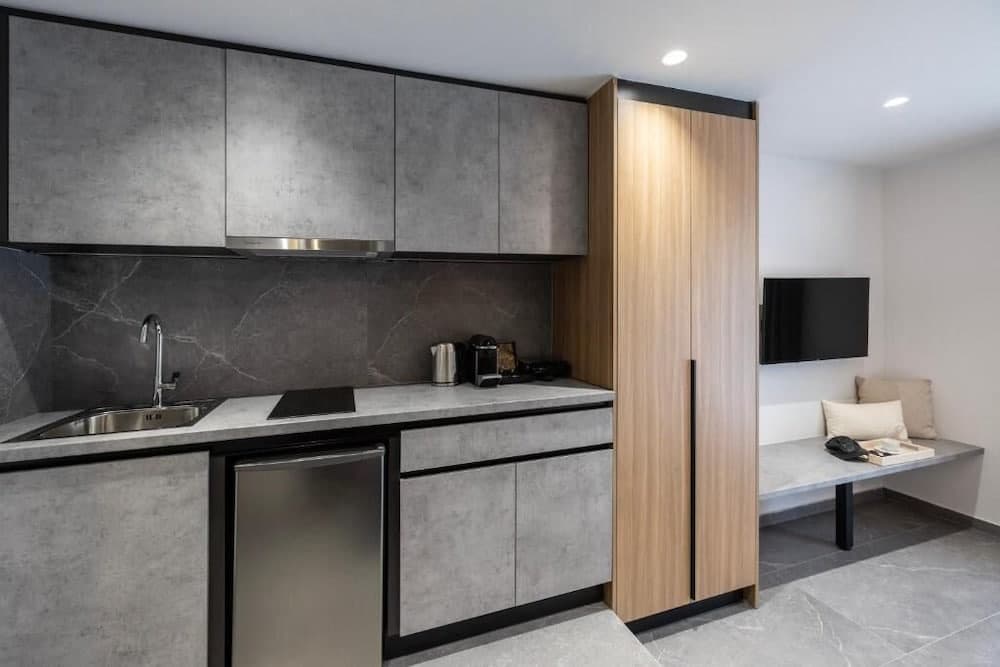 DOMIOS Suites Athens - photo 18