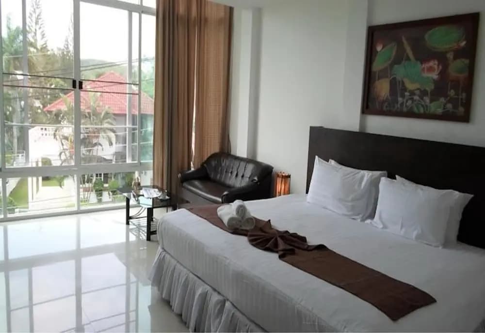 Baan Oui Phuket Guest House - photo 6