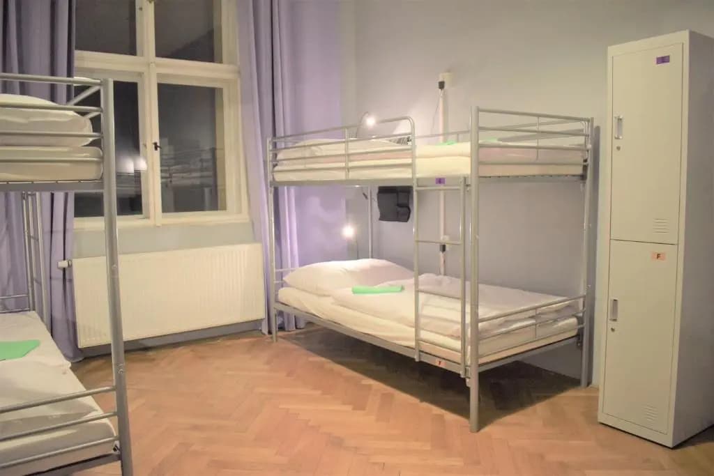 GLOBE Hostel Prague ADULTS ONLY - photo 1