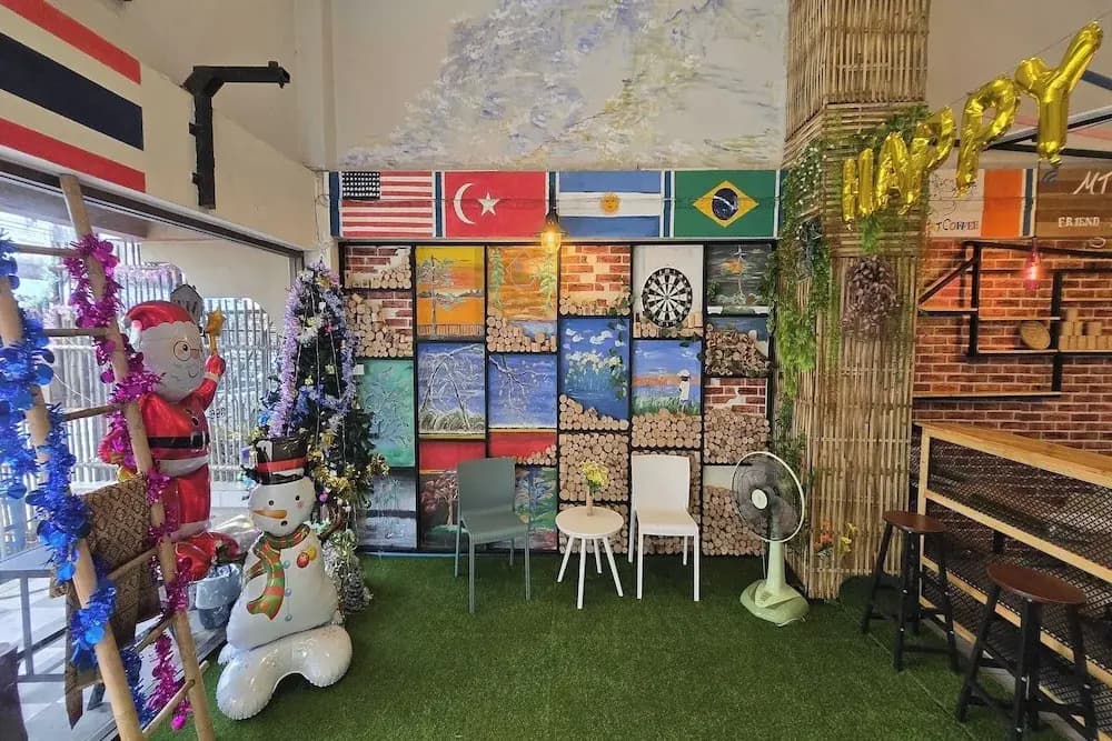 MT Friend Home & Hostel - photo 16