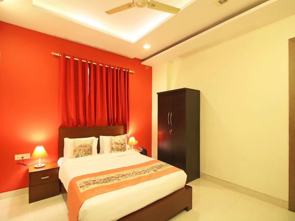 Flagship Kings Stay Near M2k Cinemas Rohini - photo 3
