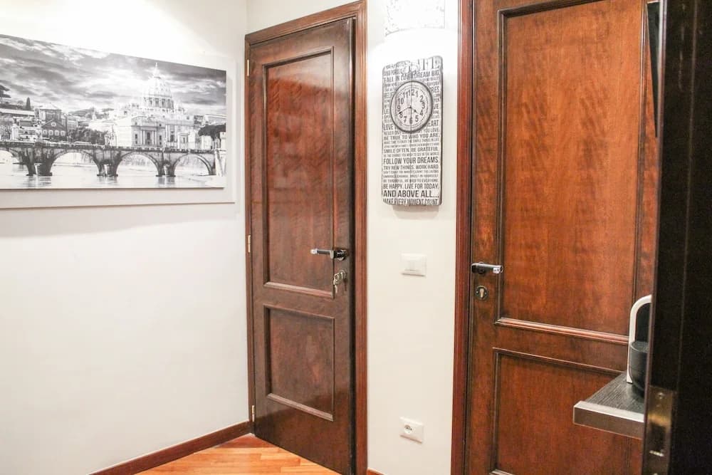 Vatican QG Rooms - photo 9