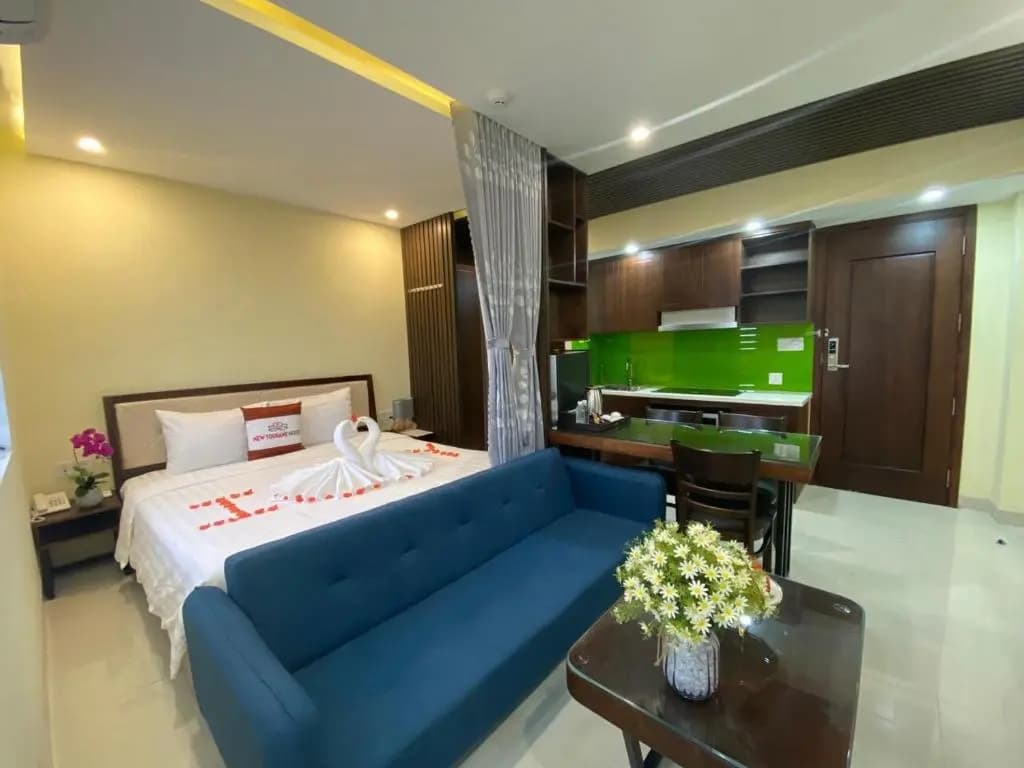 New Tourane Hotel - photo 4