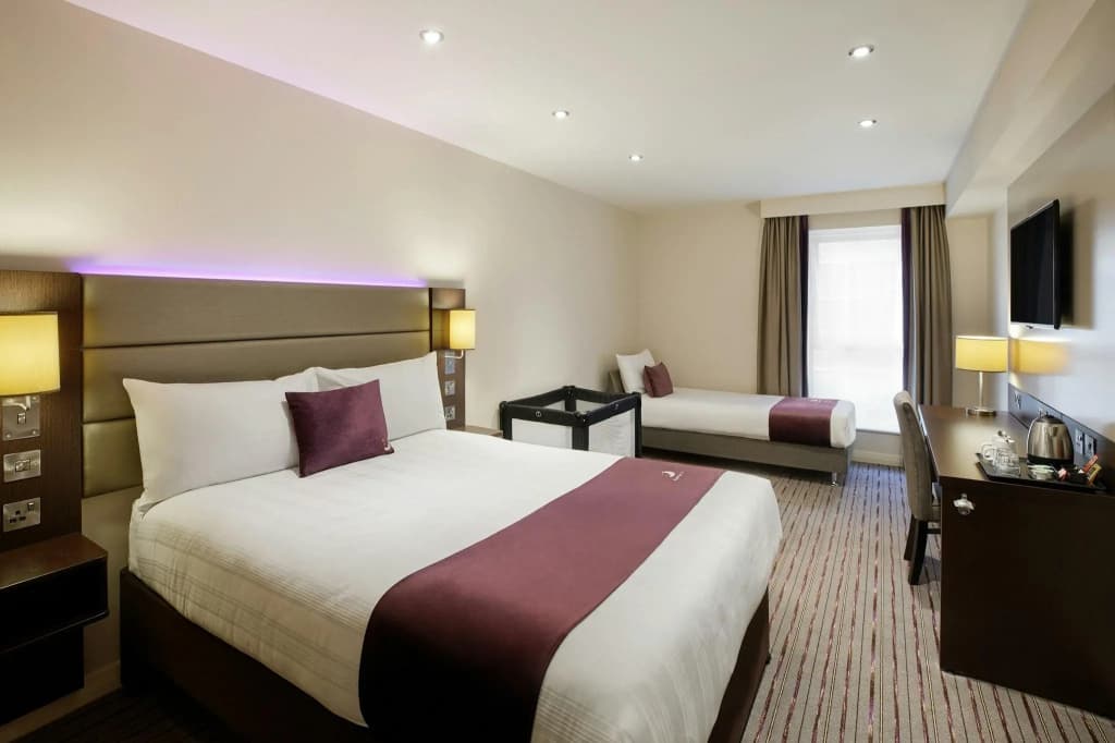 Premier Inn London Rainham - photo 2