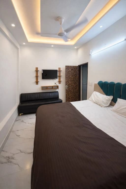 Roomshala Hotel Scorpio - photo 4
