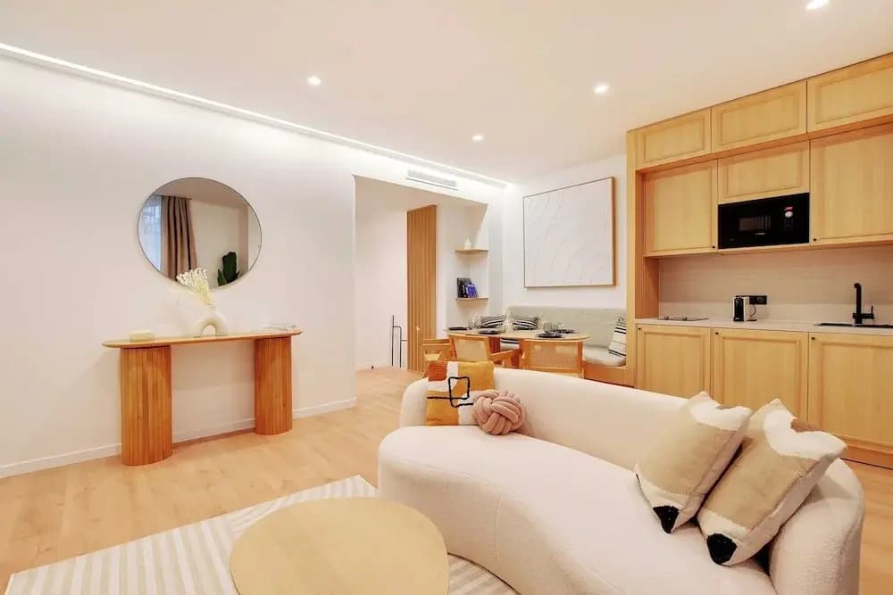 Authentic Apartment - 3br/6p - Moulin Rouge - photo 6