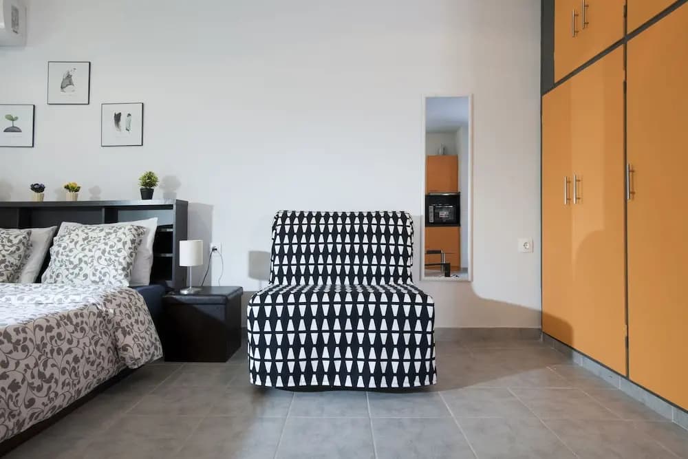 Cozy Fully Renovated Studio in Holargos - main photo