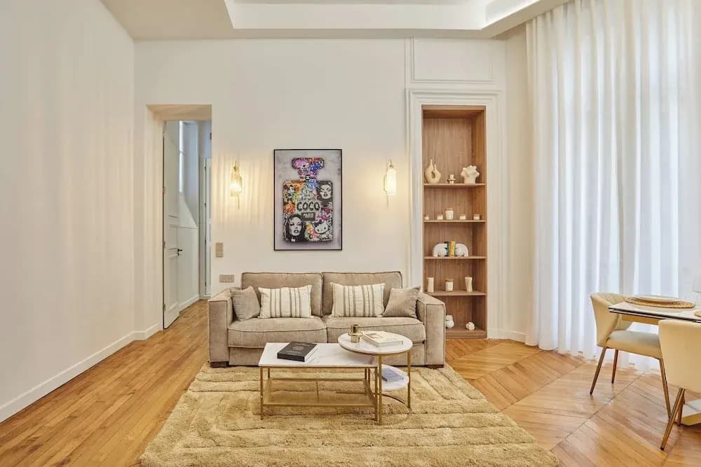 Saint Honore Luxury Apartment With AC - photo 8