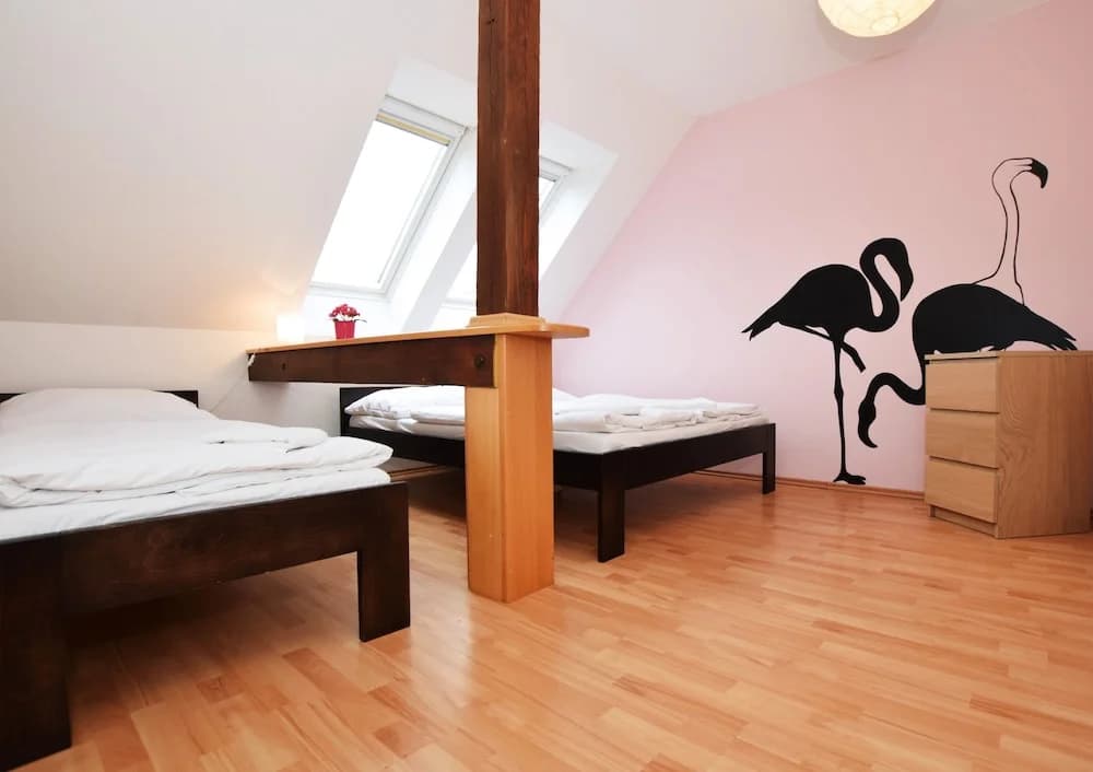 Flamingo Apartments - photo 6