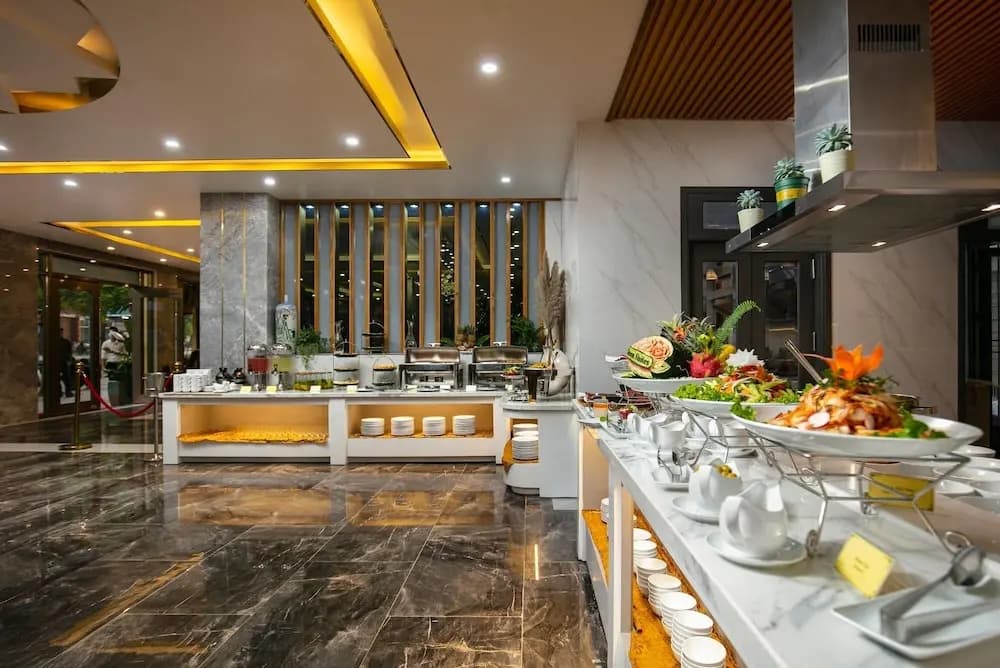 Green Suites Hotel Ha Long - photo 11