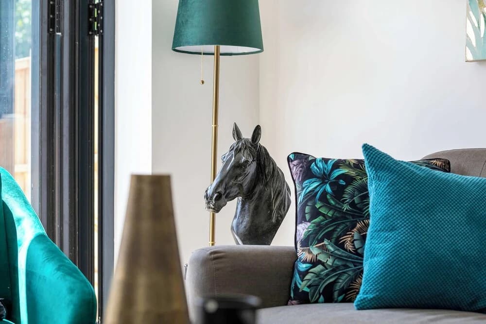 The West London Luxury Apartment - photo 13