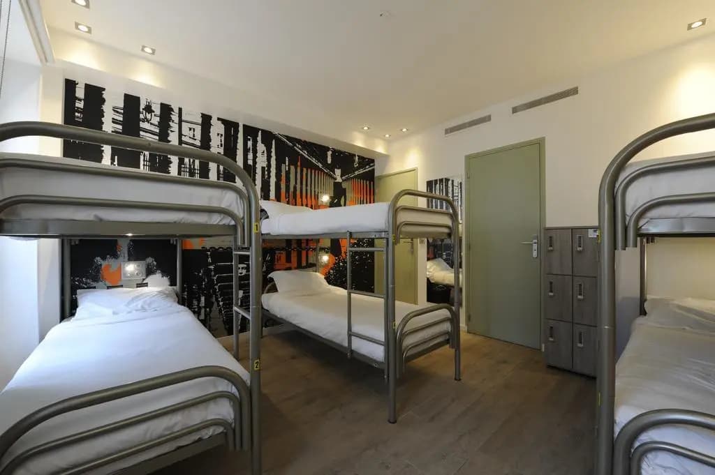 3 Ducks Hostel - photo 4