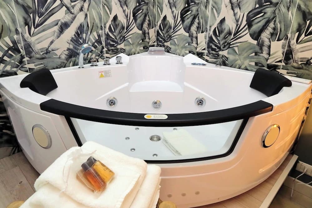 Flatinrome Trastevere 2 - Jacuzzi - photo 7