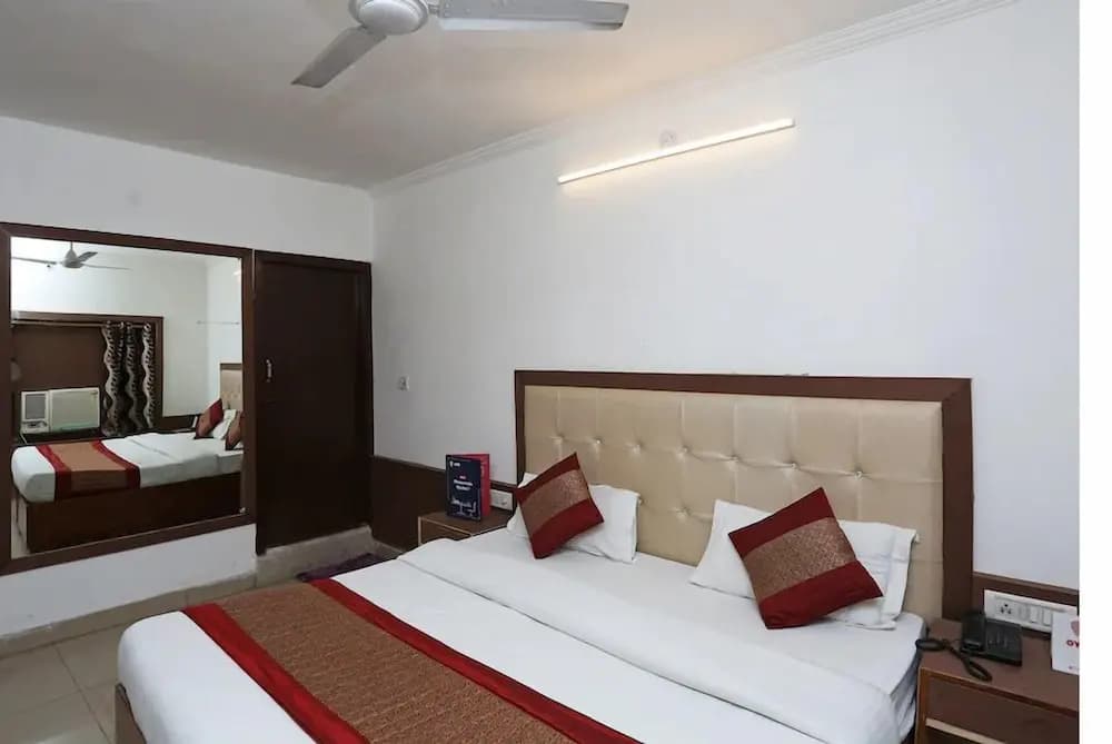 Vishal Hotel By Comfort Rooms - photo 4