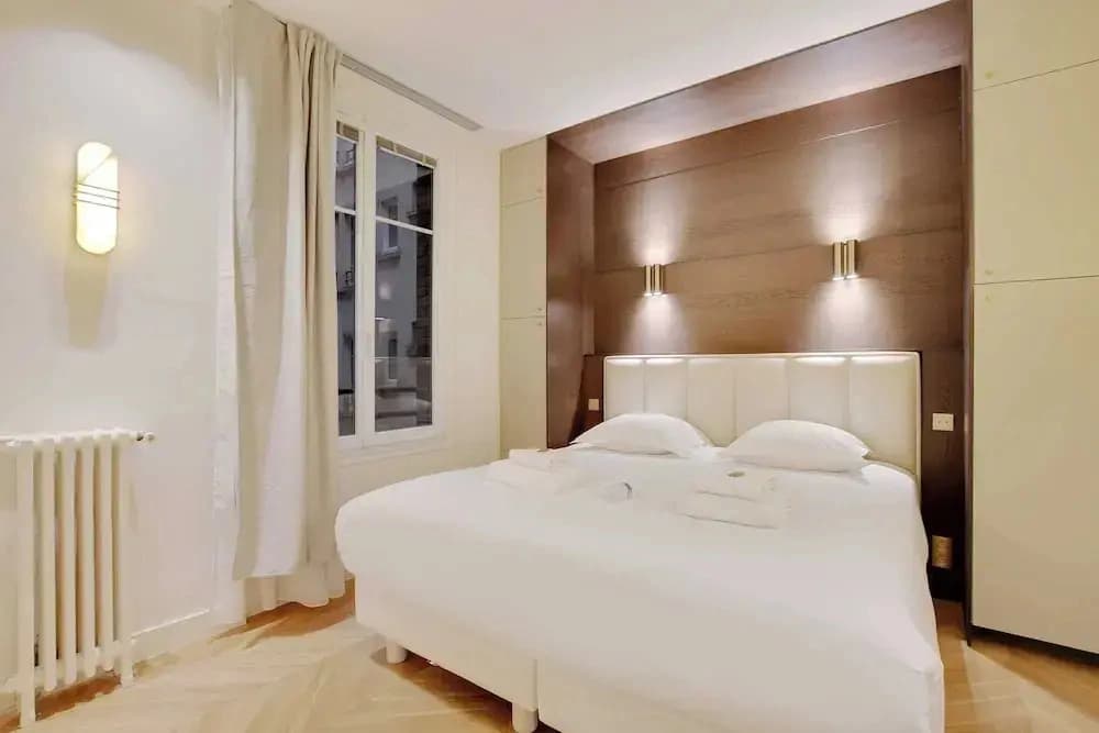 Brand New Home in the Heart of Latin Quarter - photo 2