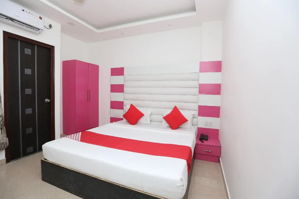OYO 19718 Hotel Priva - photo 5