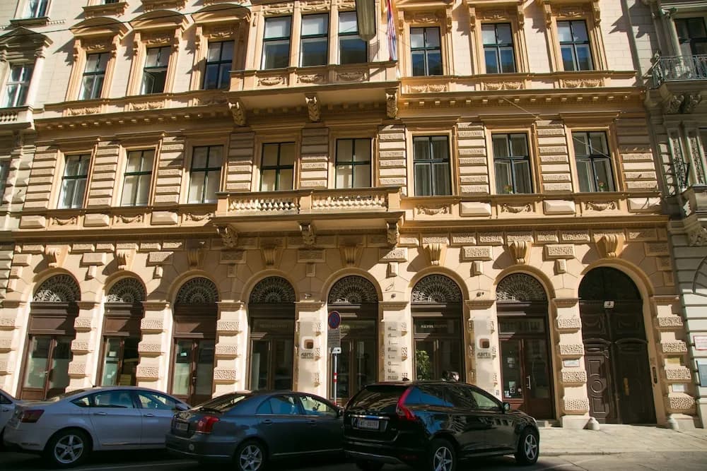 Vienna Hotspot - Rathaus Nähe - photo 29