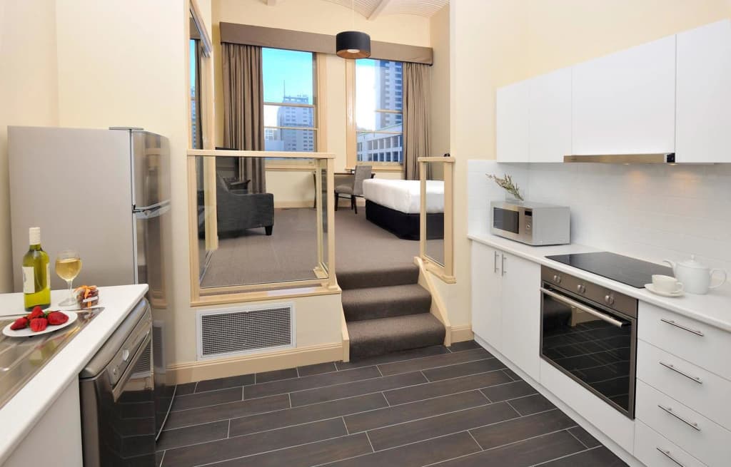 Grand Hotel Melbourne - photo 23