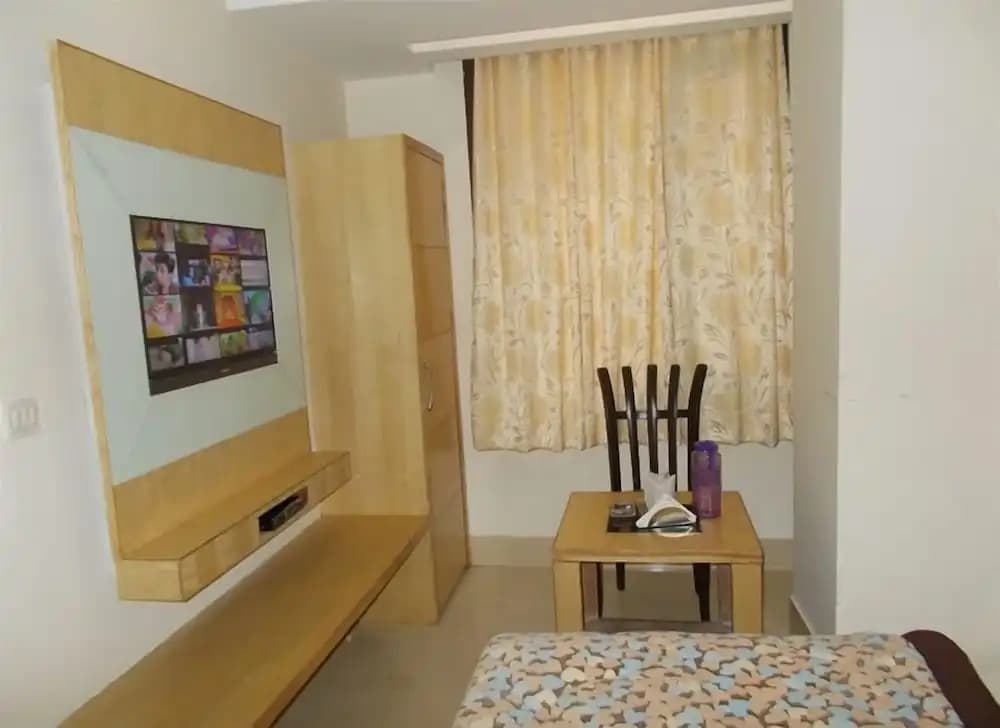 Hotel Hridey Dx - photo 6