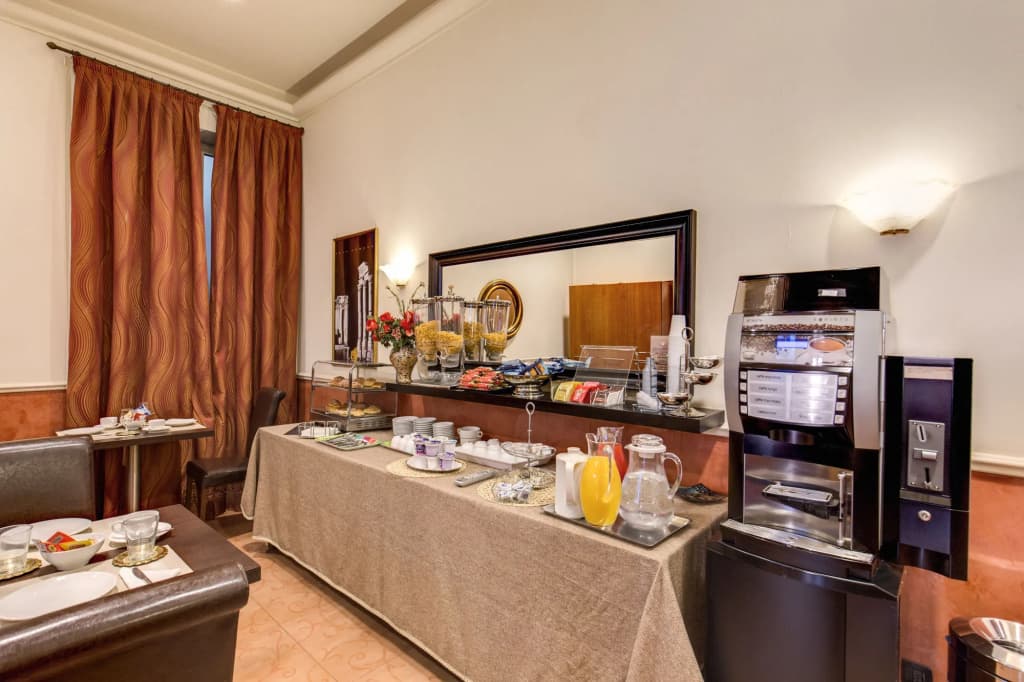Everest Inn Rome - photo 20